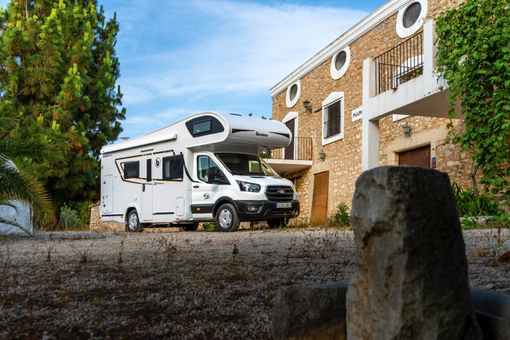 Benimar S324 UP